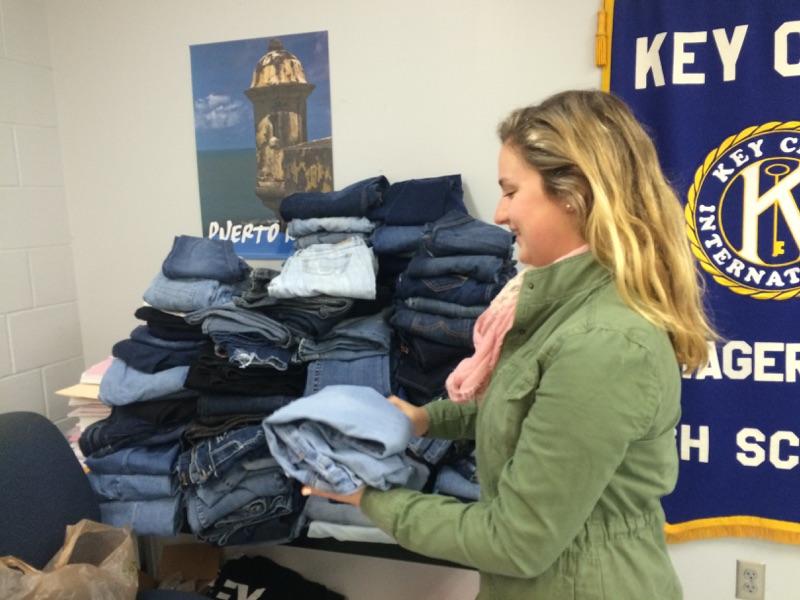 Key Club hosts Jeans for Teens drive