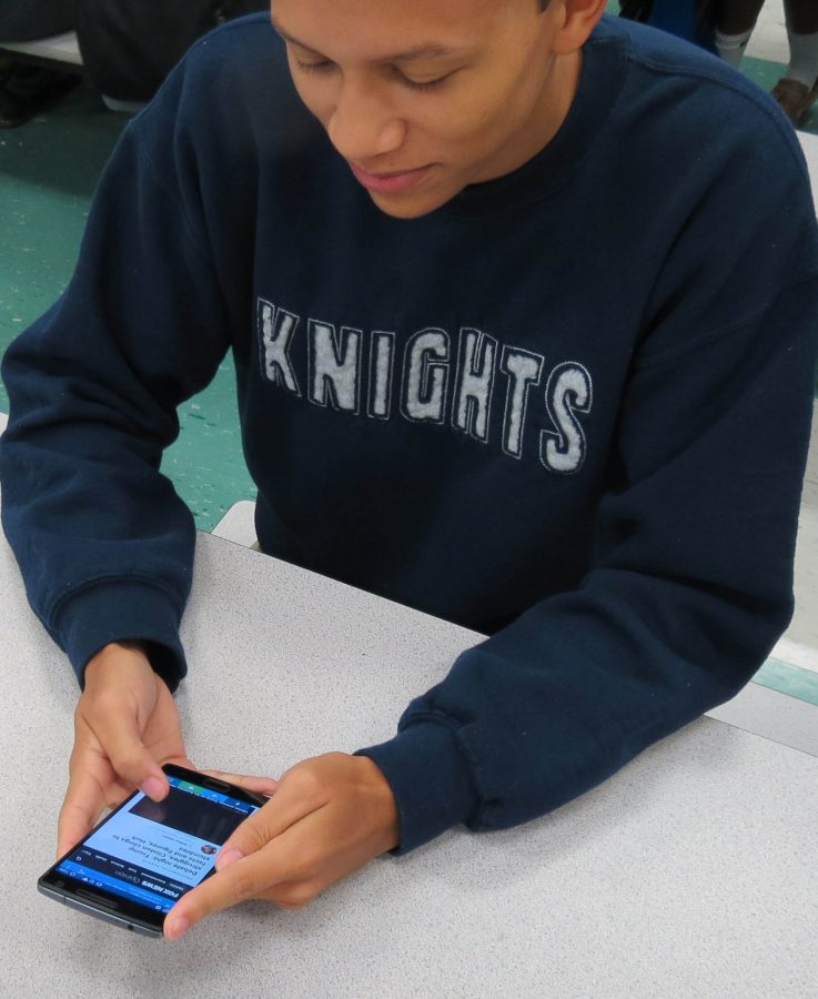 Senior Diontre Schwier uses articles online to get his news.  He feels that it is written for a larger audience from more writers, the fact checking is better than other sources.