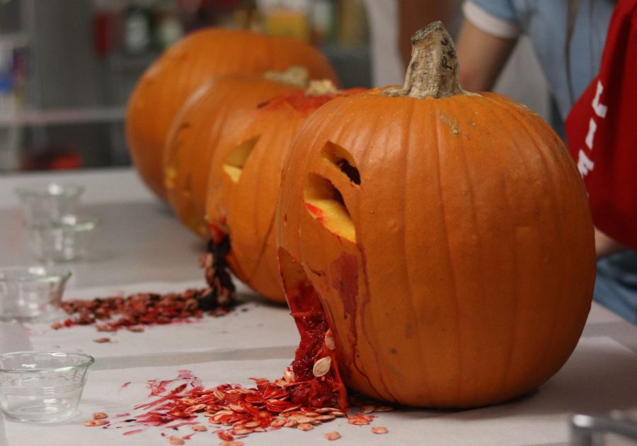 Pumpkins+in+sixth+period+Culinary+get+ready+to+be+judged.