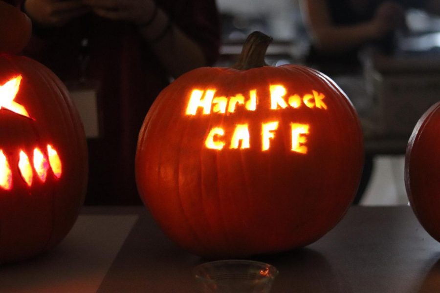 Pumpkin saying Hard Rock Cafe