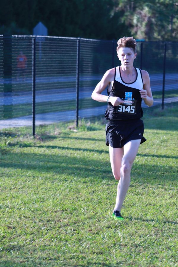 Sophomore Brayden Seymour was the top runner for the boys varsity team. Seymore finished third with a 17:03 run. 