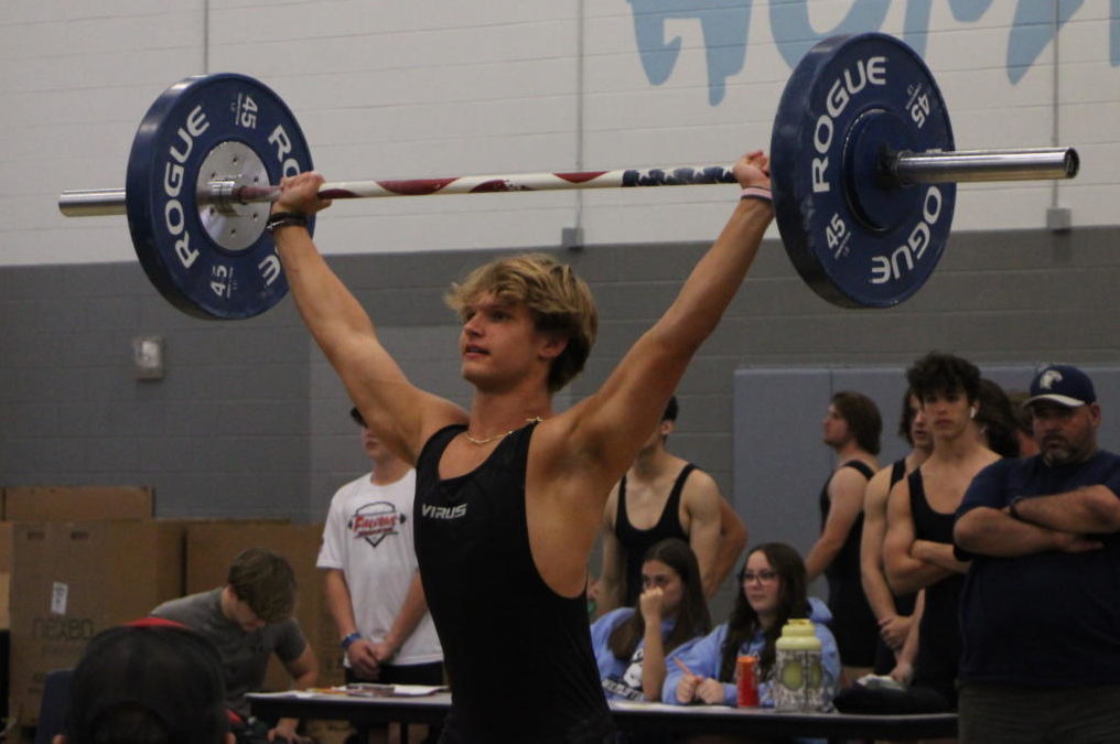 boys-weightlifting-competes-at-districts-the-blueprint-online