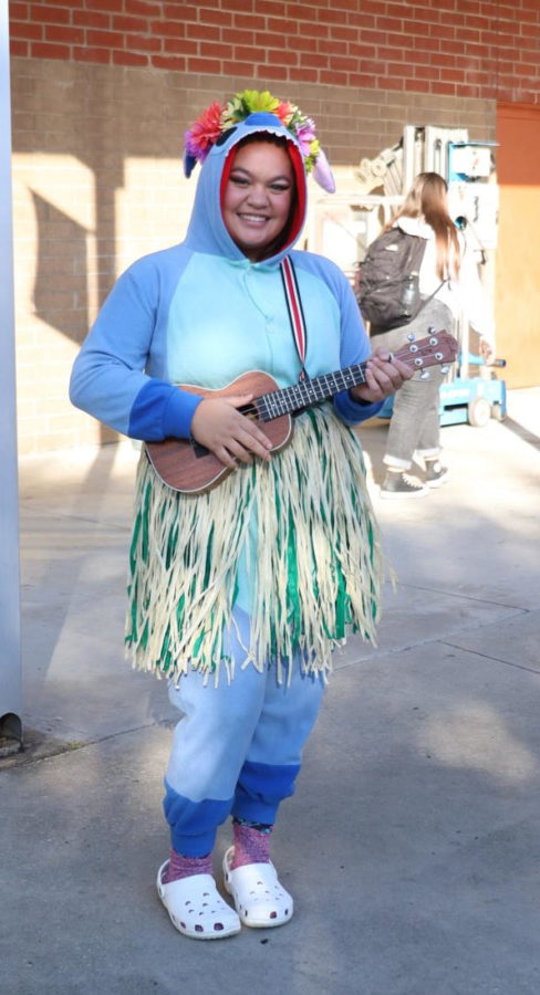 Junior Naia Johnson dresses as Stitch from Lilo and Stitch for Hawaiian Holiday. This was one of five dress-up days throughout Winter Week. 