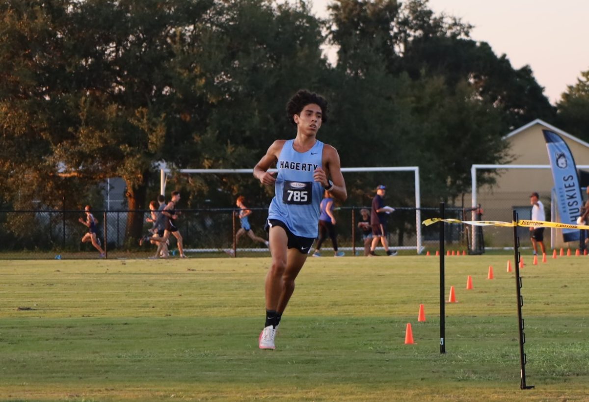 Senior Jacob Leon races to finish line. The team placed second overall.