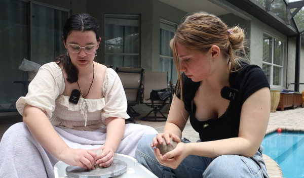 Holly Tries It: Pottery